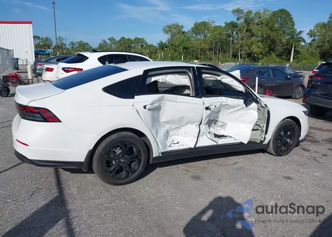 2025 Honda Accord Se z USA, uszkodzony, nr VIN 1HGCY1F47SA005555